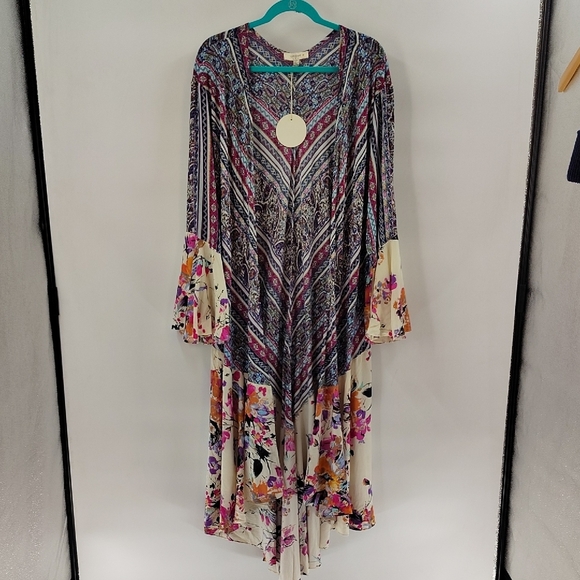 Umgee Other - Umgee Open Duster Kimono Size 2X Multicolor Bell Sleeve NWT